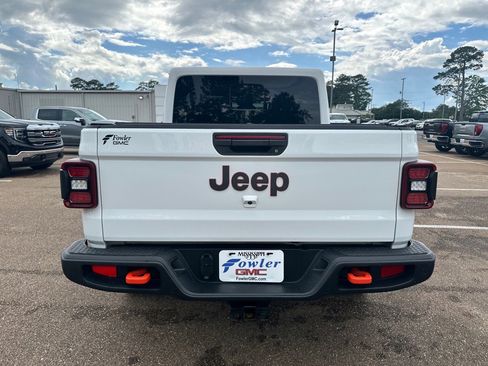 Used 2021 Jeep Gladiator Mojave image 4