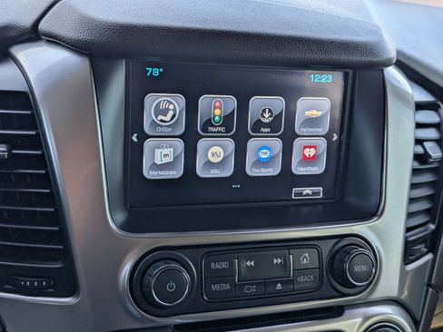 Used 2019 Chevrolet Suburban Premier AWD/4WD image 23
