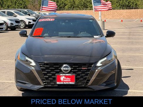 Used 2023 Nissan Altima 2.0 SR FWD image 3