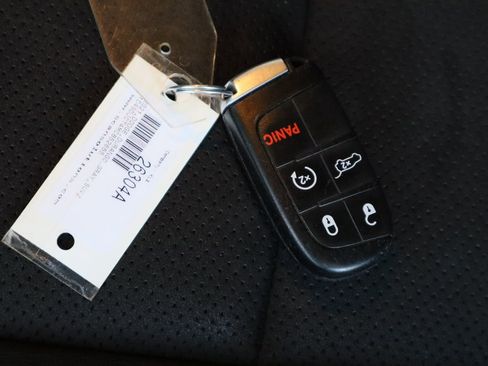 Used 2021 Dodge Durango R/T w/ Blacktop Package AWD/4WD image 35