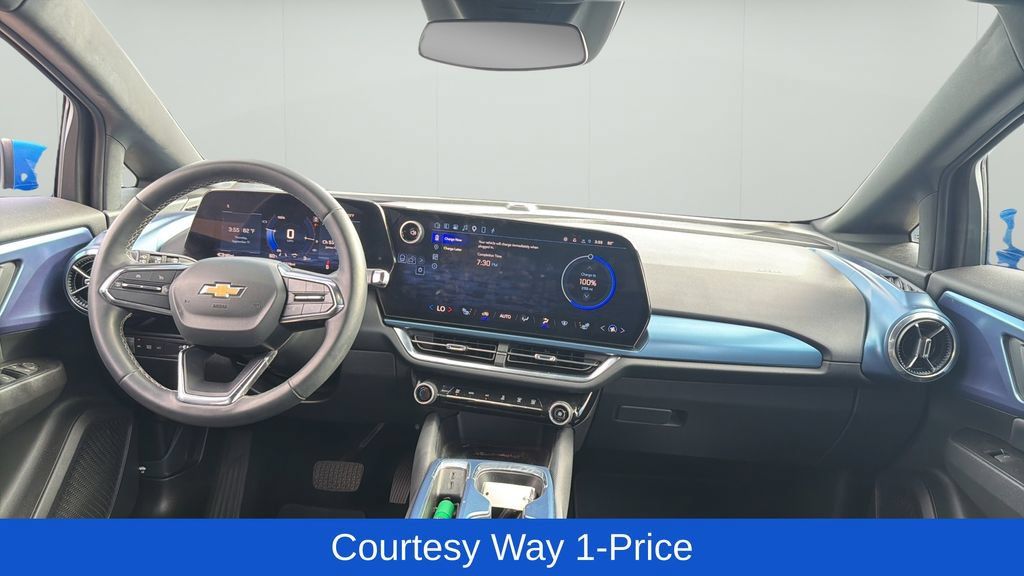 Used 2024 Chevrolet Equinox EV LT AWD/4WD image 13