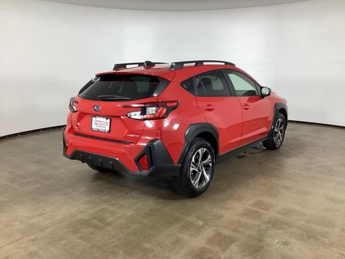 Used 2025 Subaru Crosstrek 2.5i Premium AWD/4WD image 6