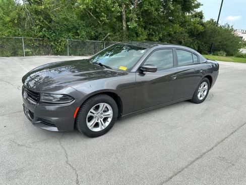 Certified 2021 Dodge Charger SXT w/ Leather Interior Group RWD image 13