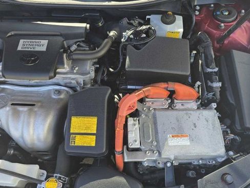 Used 2015 Toyota Camry SE w/ Moonroof Package image 35