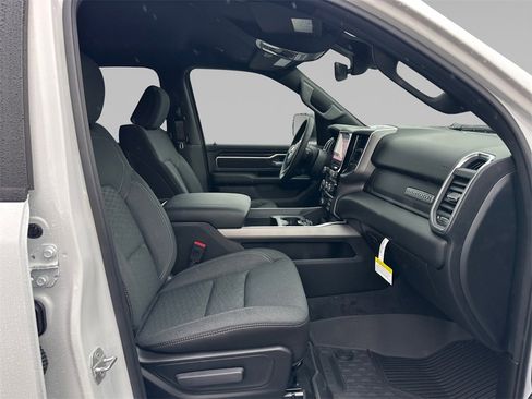 New 2026 RAM 1500 Big Horn w/ Night Edition image 18