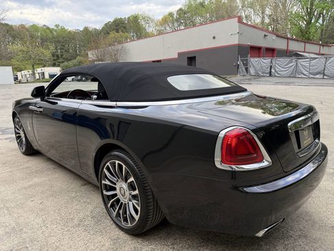 Used 2018 Rolls-Royce Dawn image 56
