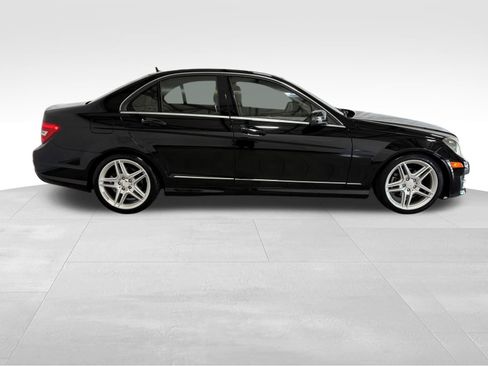 Used 2013 Mercedes-Benz C 250 Sedan image 4