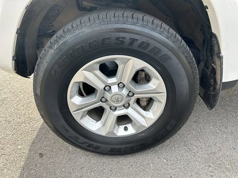 Used 2024 Toyota 4Runner SR5 Premium w/ Moonroof Package image 7