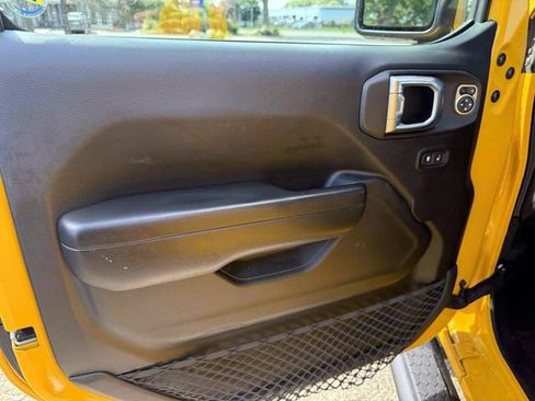 Certified 2020 Jeep Wrangler Unlimited Sport S AWD/4WD image 16