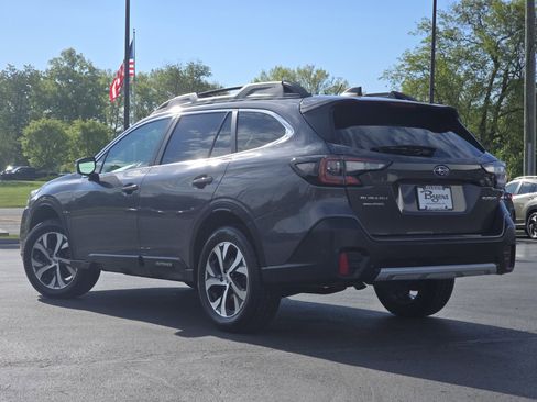 Used 2020 Subaru Outback Limited AWD/4WD image 5