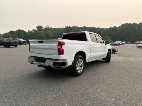 Used 2021 Chevrolet Silverado 1500 LTZ AWD/4WD image 3