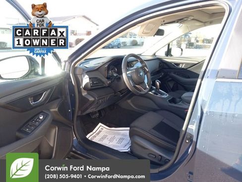 Used 2025 Subaru Outback Premium image 9