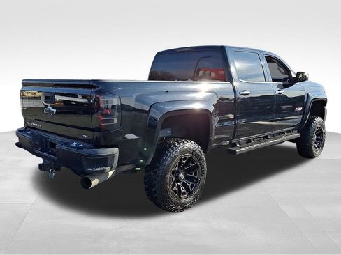 Used 2019 Chevrolet Silverado 2500 LTZ w/ Duramax Plus Package image 6