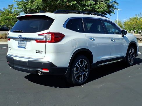 New 2025 Subaru Ascent Touring image 7