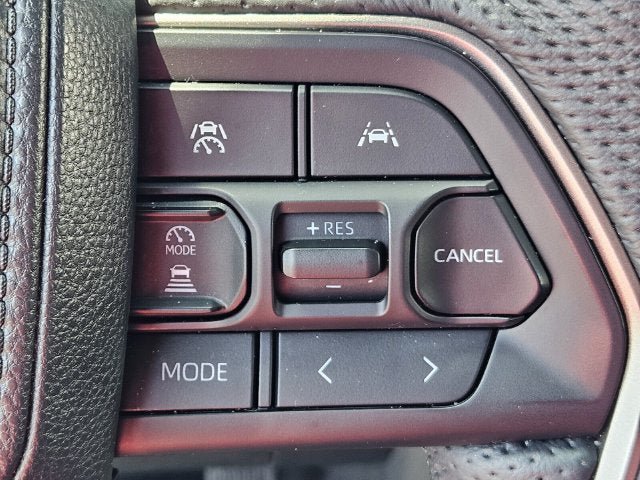 Used 2024 Toyota Tacoma TRD Off-Road AWD/4WD image 31