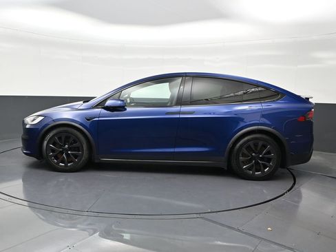 Used 2022 Tesla Model X AWD/4WD image 2