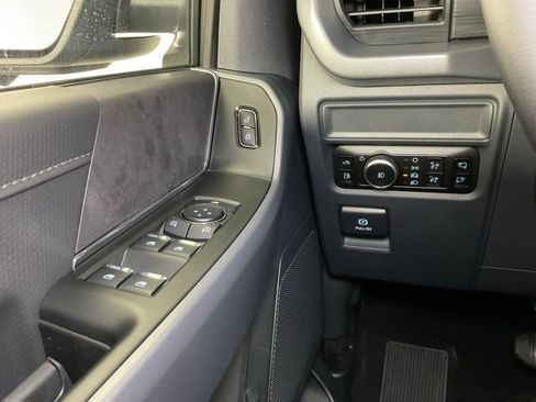 New 2025 Ford F150 XLT w/ Equipment Group 302A MID image 20