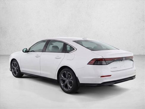 Certified 2023 Honda Accord EX image 5