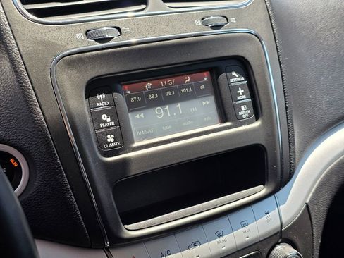 Used 2016 Dodge Journey Crossroad FWD image 33