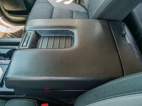 Used 2017 Toyota Tundra SR5 image 30