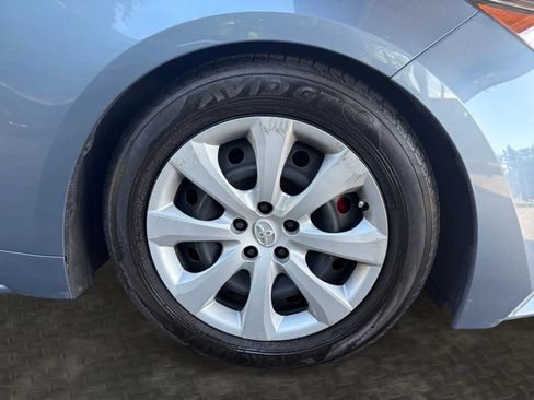 Used 2022 Toyota Corolla LE FWD image 34