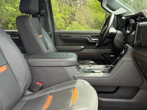 Used 2024 GMC Sierra 2500 AT4 w/ AT4 Preferred Package image 28