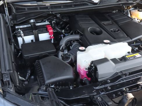 Used 2023 Toyota Tundra SR5 AWD/4WD image 12