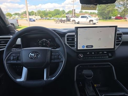 New 2026 Toyota Tundra Limited AWD/4WD image 14