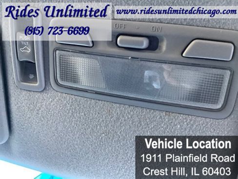 Used 2003 Mitsubishi Outlander XLS image 30