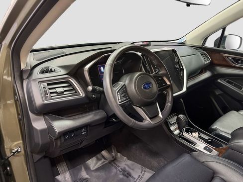 Used 2023 Subaru Ascent Touring image 9