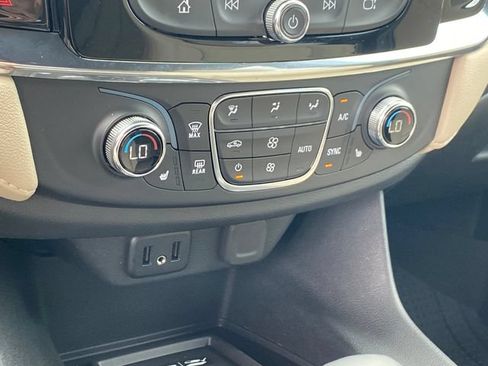 Used 2023 Chevrolet Traverse LT w/ LPO, Floor Liner Package AWD/4WD image 12