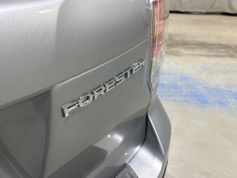 Used 2018 Subaru Forester 2.5i Limited AWD/4WD image 22