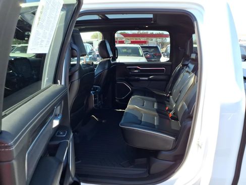 Used 2024 RAM 1500 Laramie image 11