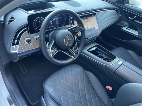 Certified 2024 Mercedes-Benz E 450 E 450 4MATICﾮ Sedan image 20