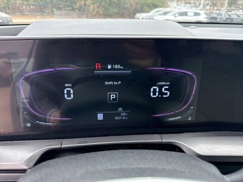 Used 2024 Kia Telluride S w/ S Sunroof Package image 10