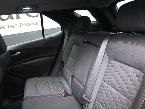 Used 2021 Chevrolet Equinox LT image 20