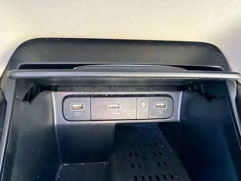 Certified 2023 Kia Sorento S w/ Panoramic Sunroof Package AWD/4WD image 22