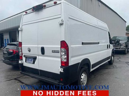 Used 2023 RAM ProMaster 2500 FWD image 4