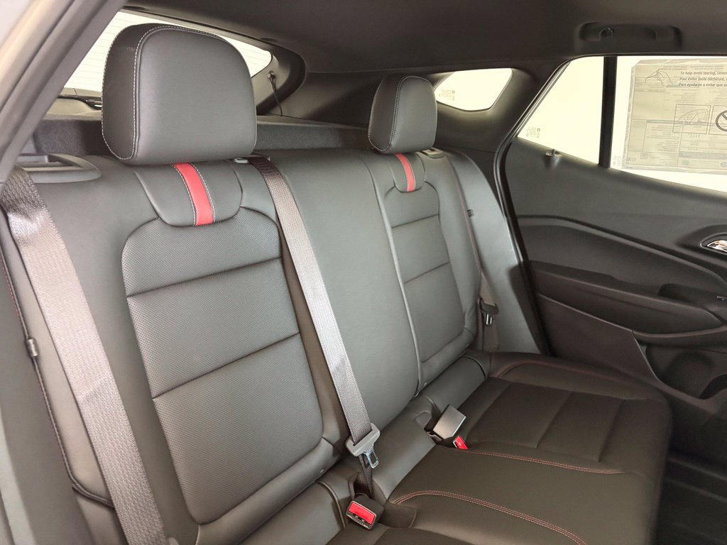New 2026 Chevrolet Trax RS w/ Sunroof Package FWD image 38