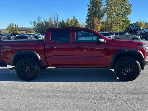 Certified 2024 Chevrolet Colorado Trail Boss w/ Advanced Trailering Package image 2