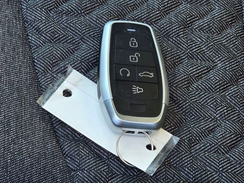 Used 2024 Chevrolet Equinox LT image 29