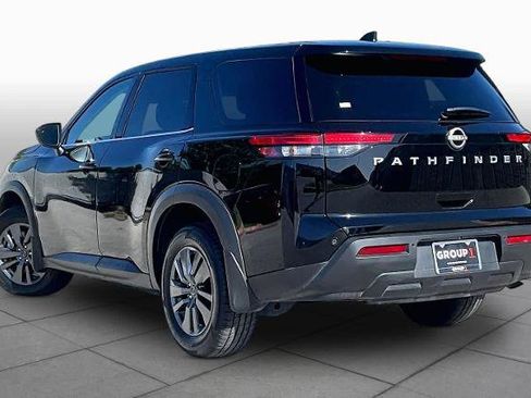 Certified 2025 Nissan Pathfinder S FWD image 12