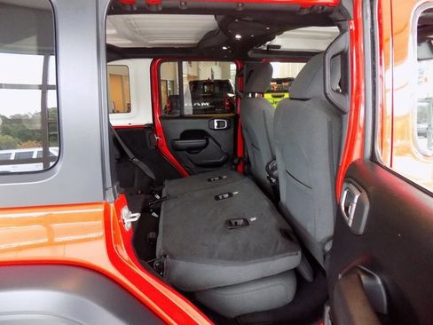 Certified 2024 Jeep Wrangler Sport S image 27