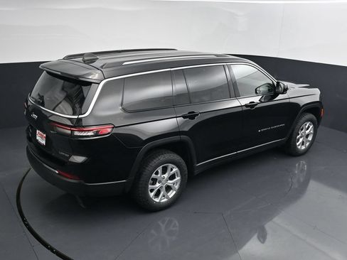 Used 2023 Jeep Grand Cherokee L Limited AWD/4WD image 30