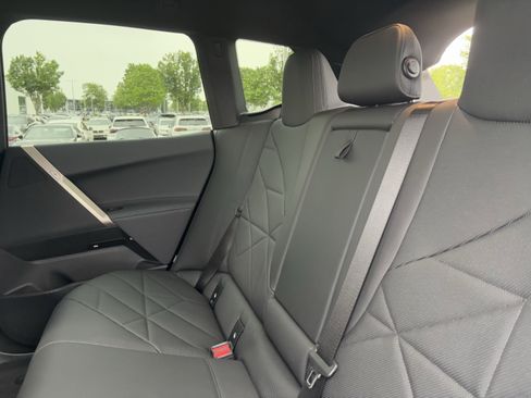 Certified 2023 BMW iX xDrive50 AWD/4WD image 33