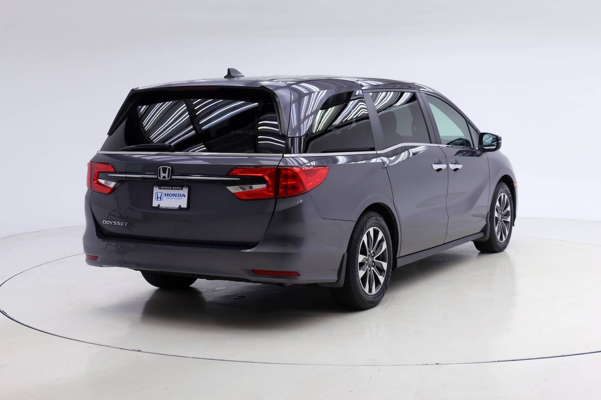 Certified 2021 Honda Odyssey EX-L image 2
