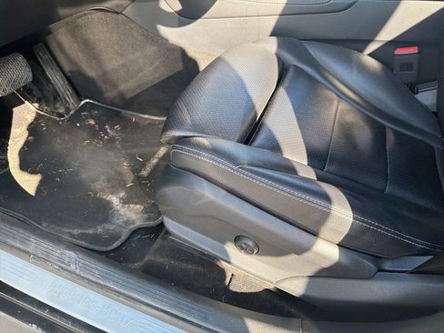 Used 2020 Mercedes-Benz GLC 300 4MATIC image 33