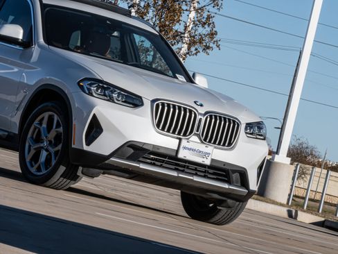 Certified 2024 BMW X3 sDrive30i w/ Premium Package image 5