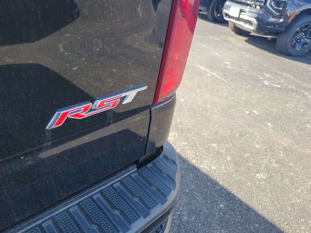 Certified 2023 Chevrolet Silverado 1500 RST AWD/4WD image 32