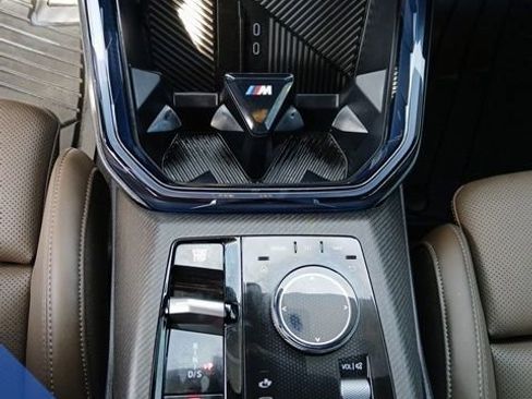 Used 2025 BMW X3 xDrive30i w/ Premium Package image 22